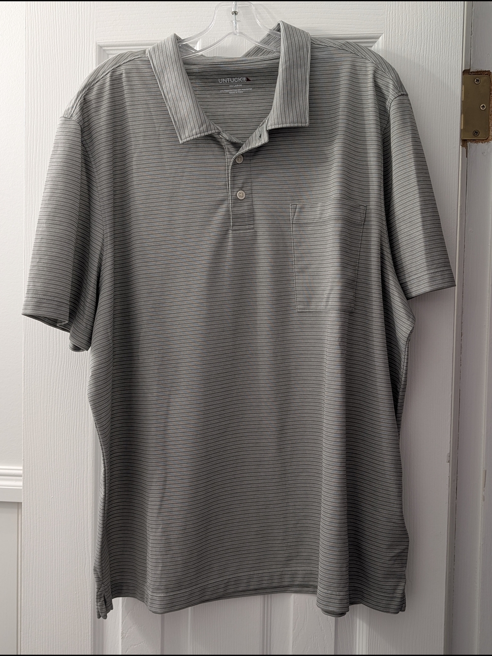 UNTUCKit Men’s Gray Thin-Striped Polo